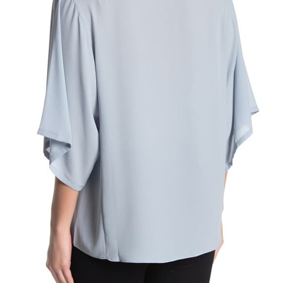 T Tahari Keyhole Drop Sleeve Blouse - Picture 2 of 4